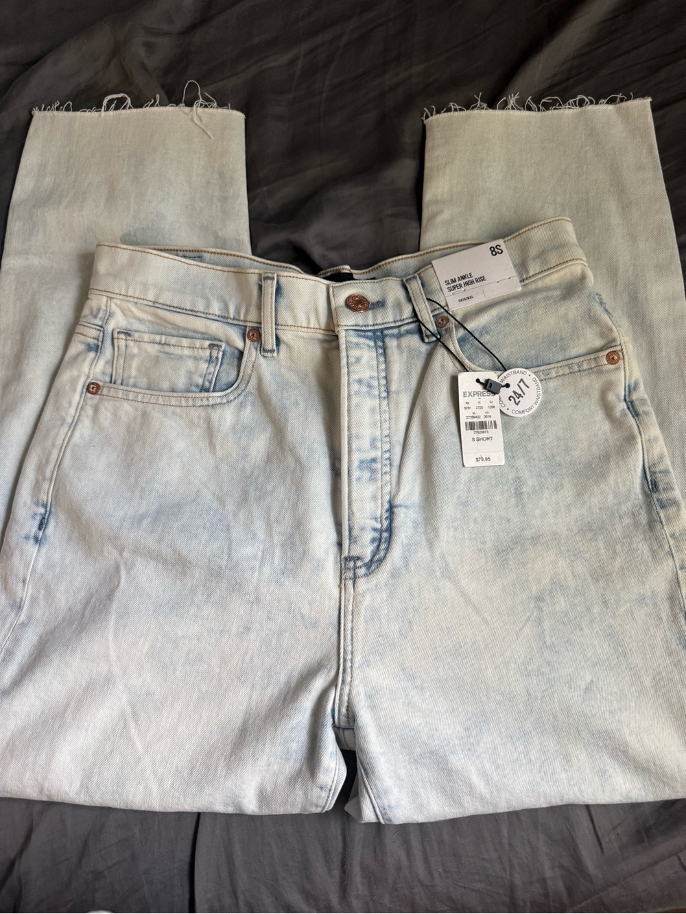 Express Women's Light Wash Ankle Cropped Jeans